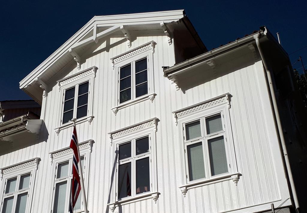 Charm Inn Arendal - City Center Eksteriør billede